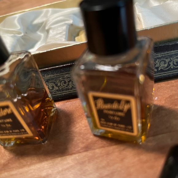 LeQuad Vintage Perfume Set - Picture 13 of 13